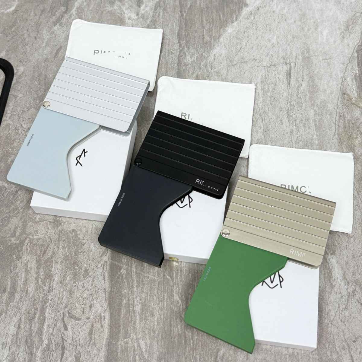 Aluminum Card Holder