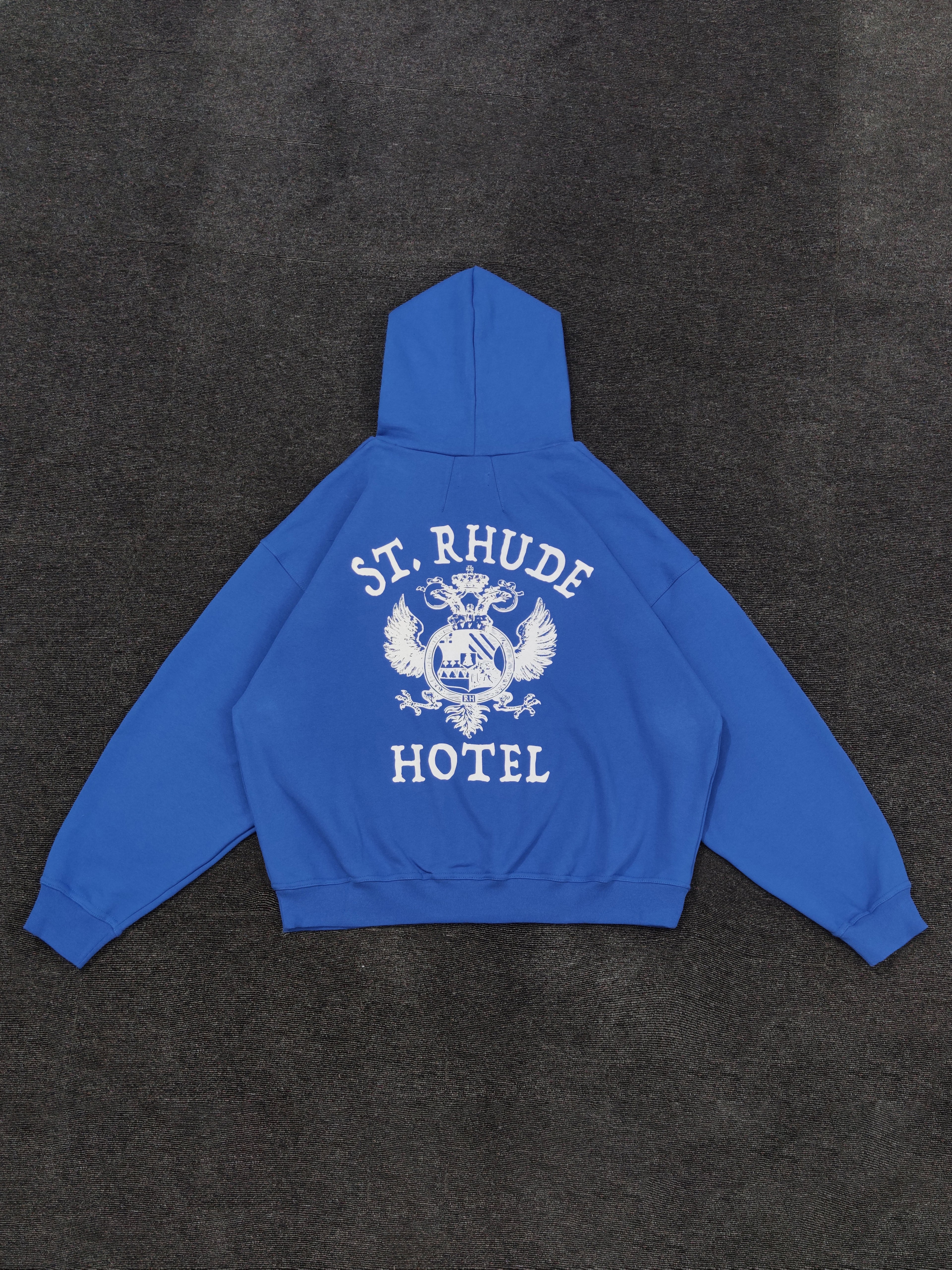 LUMIÈRE Cotton Hoodie – Classic Fit